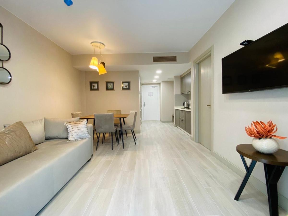 Apartment Batumi Weekend ภายนอก รูปภาพ