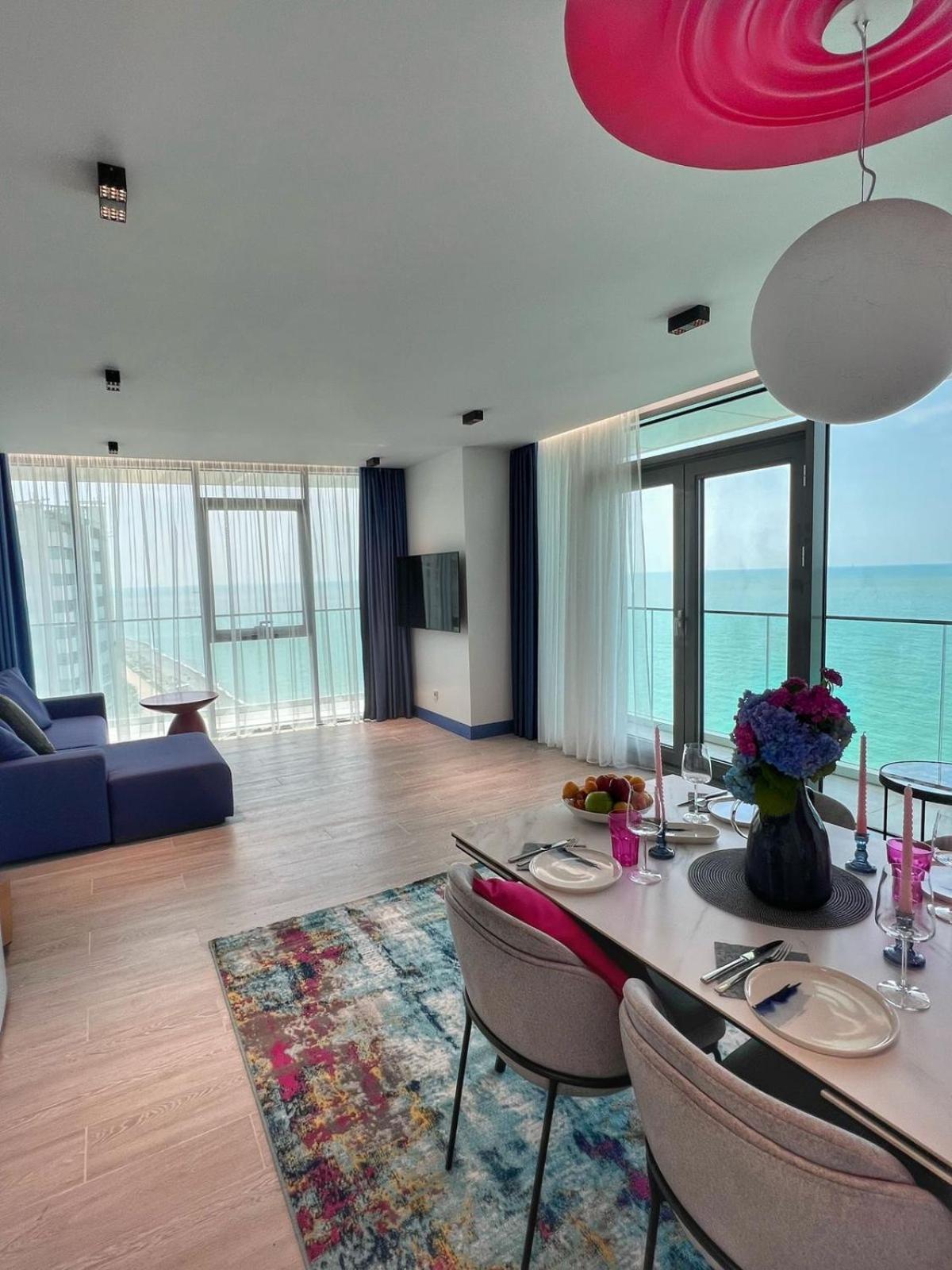 Apartment Batumi Weekend ภายนอก รูปภาพ