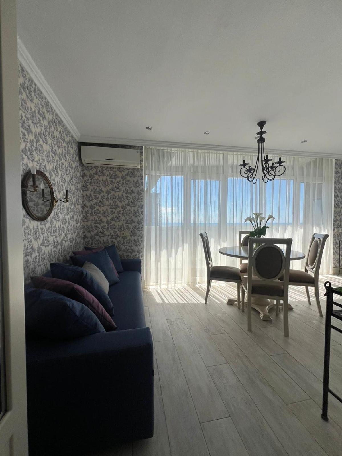 Apartment Batumi Weekend ภายนอก รูปภาพ
