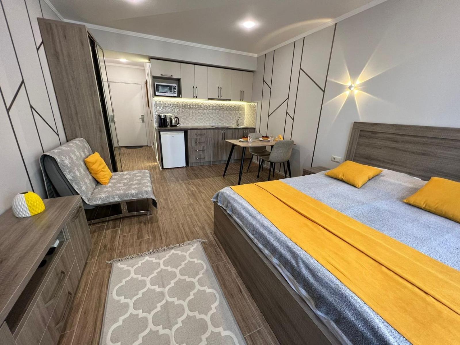 Apartment Batumi Weekend ภายนอก รูปภาพ