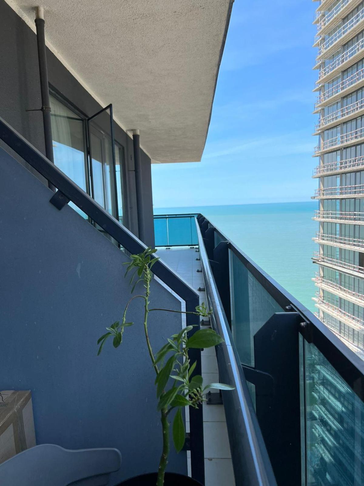 Apartment Batumi Weekend ภายนอก รูปภาพ