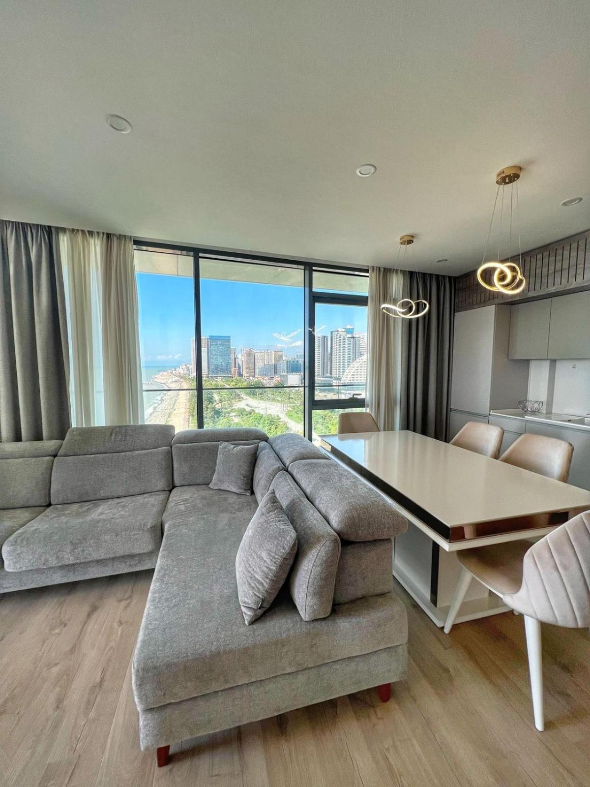 Apartment Batumi Weekend ภายนอก รูปภาพ