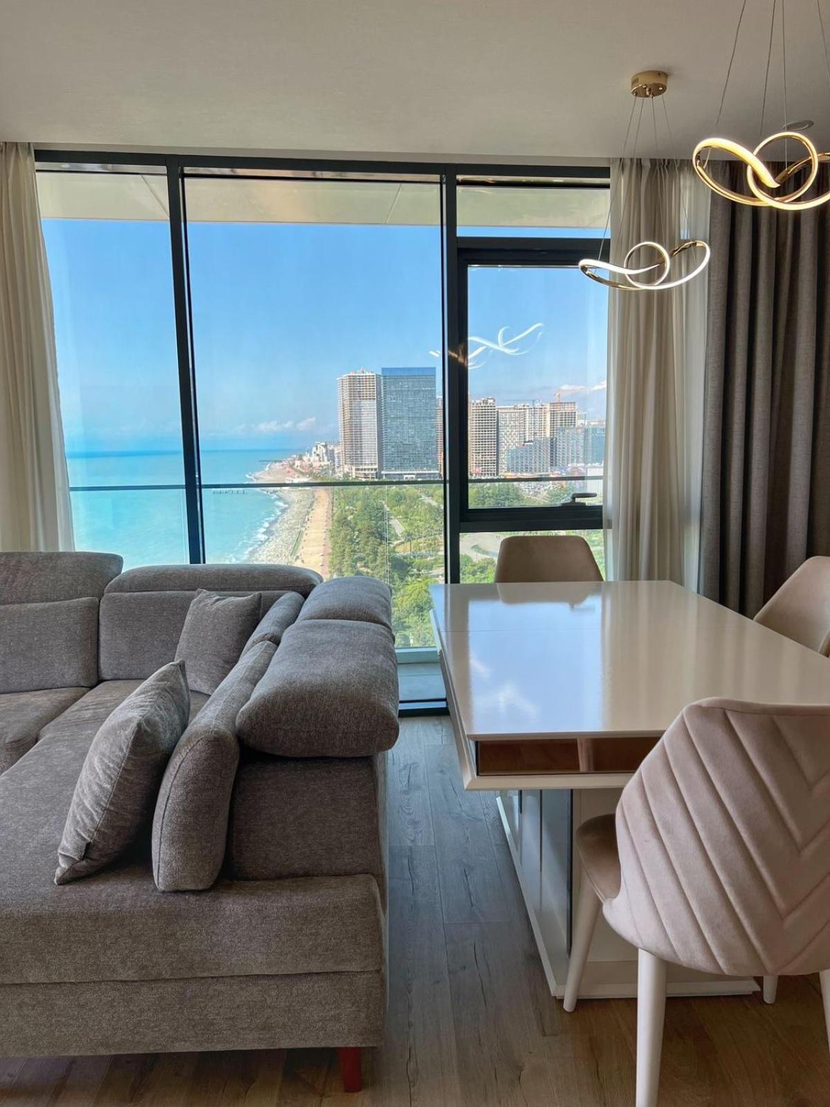 Apartment Batumi Weekend ภายนอก รูปภาพ